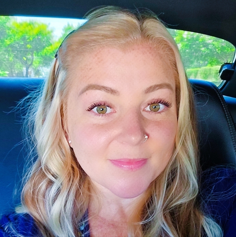 Meet your Posher, Alesha